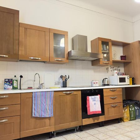 La Tua Casa A Milano! Lägenhet Exteriör bild