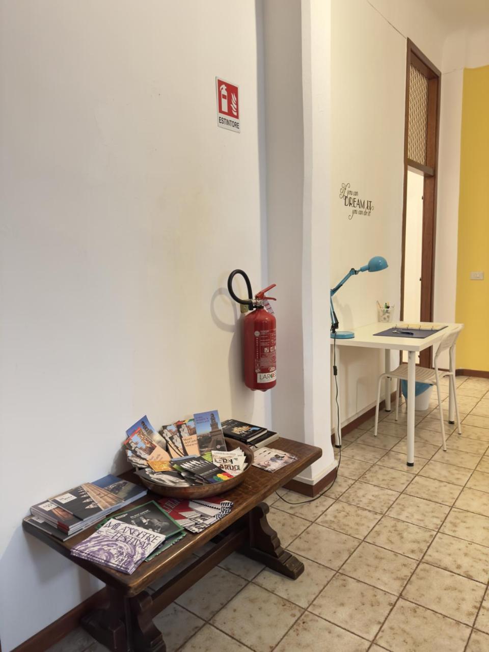 La Tua Casa A Milano! Lägenhet Exteriör bild